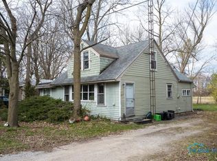 9955 Hertzfeld Rd, Waterville, OH 43566