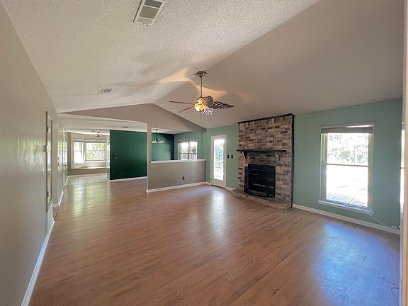 4th image of 4036 Tonbridge Cir