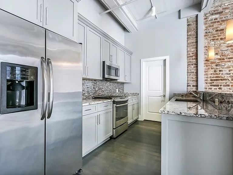 516 Bienville St — Photo 12