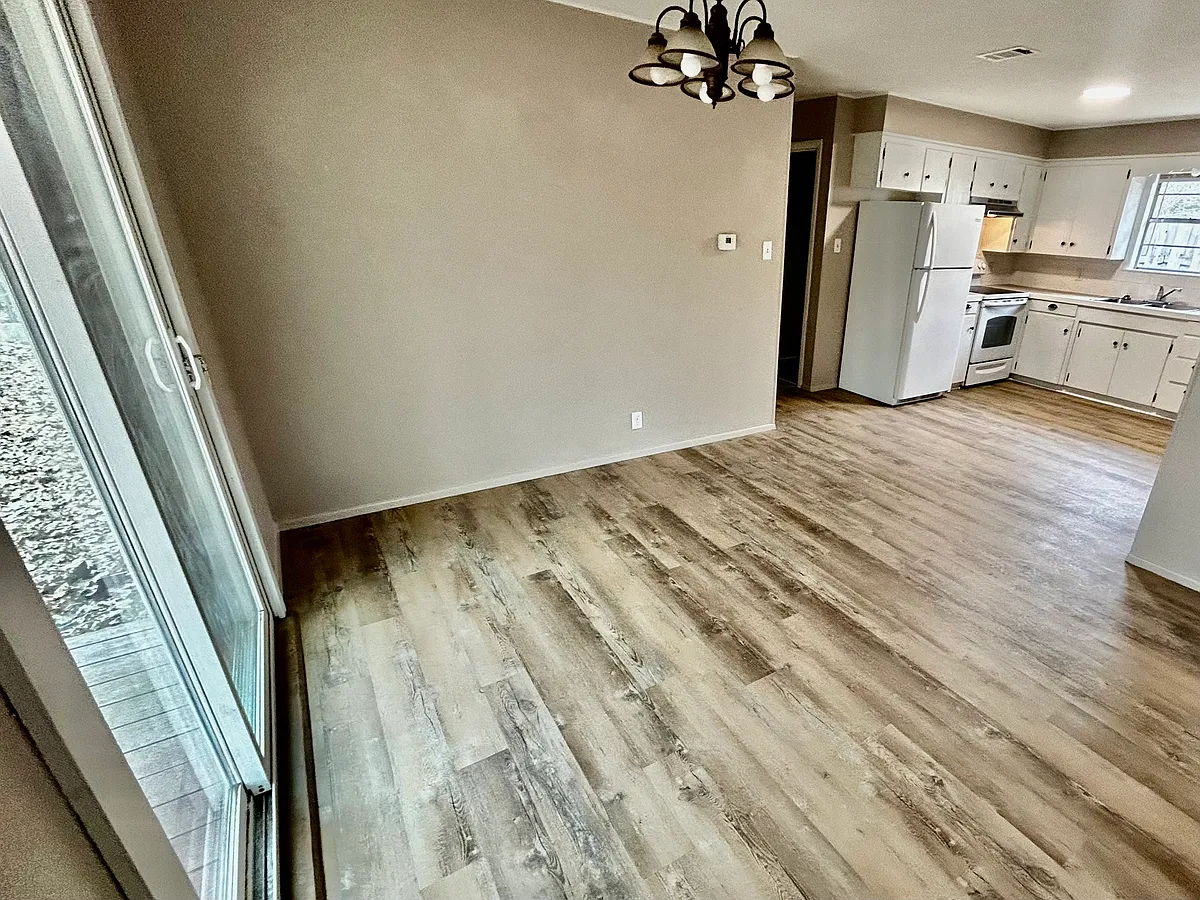 Building Photo - Ouachita Cir