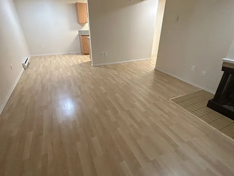 Cresswell Apartments — Photo 4