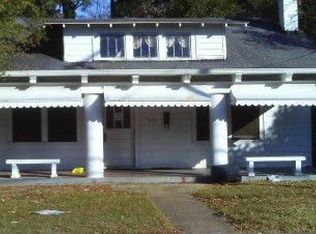 711 Pearl River Ave, McComb, MS 39648