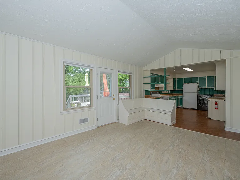 10 Templewood Dr — Photo 27