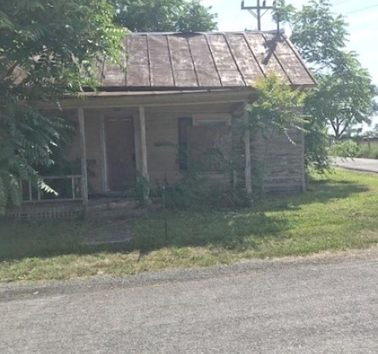 2nd image of 331 Locust Ave