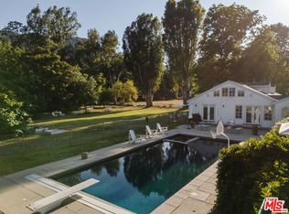 1520 Bonnell Dr, Topanga, CA 90290