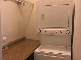 1822 Ridge Ave #17, Evanston, IL 60201