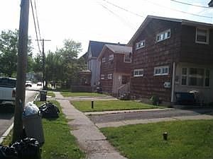 2nd image of 380 W Newell St