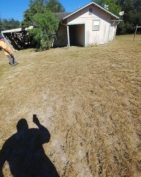 1st image of 404 W Cypress Ave