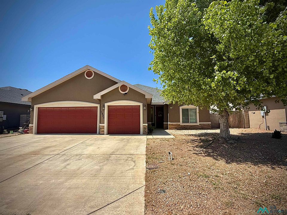 1st image of 1825 N Orchid Dr