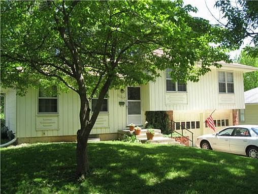 1st image of 11607 Bennington Ave