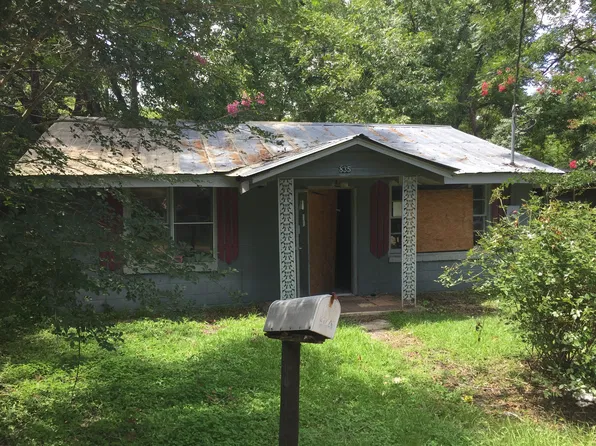 835 Arnold St, Waycross, GA 31501