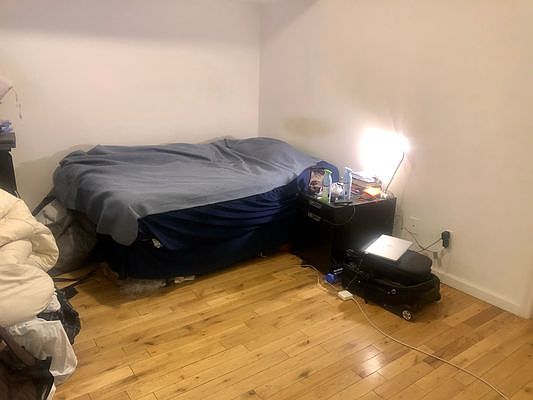 4th image of 19 Stuyvesant St APT Cc