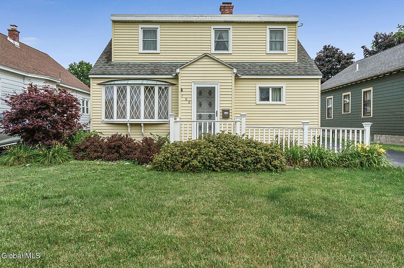 3rd image of 186 Sycamore Street
