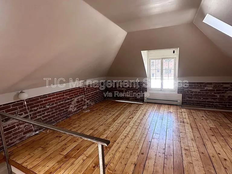 1565 N Race St — Photo 7