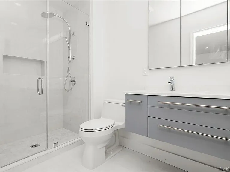 517 Walnut St #A — Photo 25