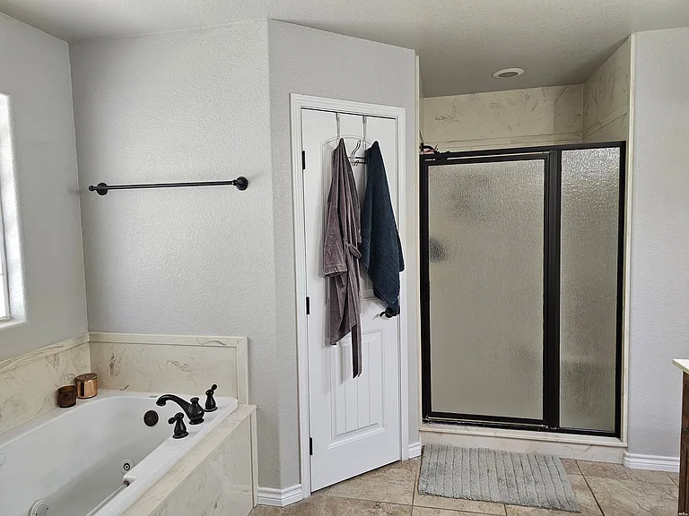 141 Mariposa Dr — Photo 11