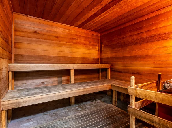 Walnut Creek Apartments