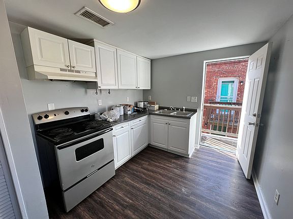 2nd image of 624 N 33rd St APT B