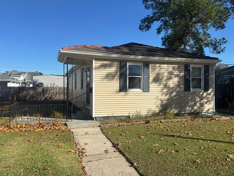 355 West Ave — Photo 3