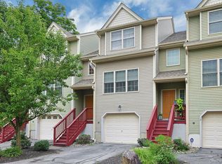 17 Winhaven Ct #8, Highland Falls, NY 10928