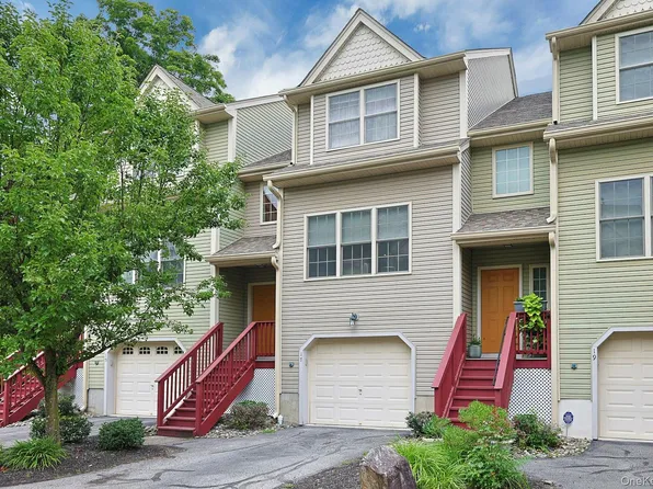 17 Winhaven Court #8, Highland Falls, NY 10928