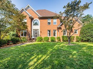 1800 Curraghmore Rd, Clemmons, NC 27012