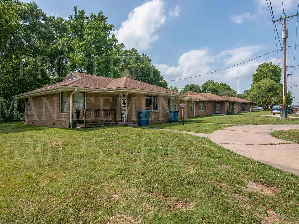 712 S Cline Rd