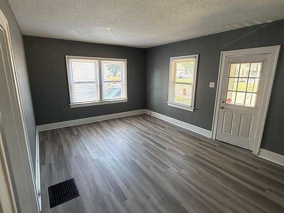 2nd image of 2516 Madison Ave