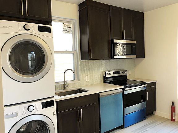 5th image of 165 W 228th St APT 1