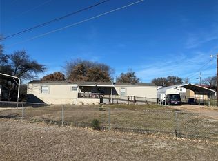 2129 Dove Ln, Cleburne, TX 76031