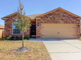 501 Sapphire Ln, Jarrell, TX 76537