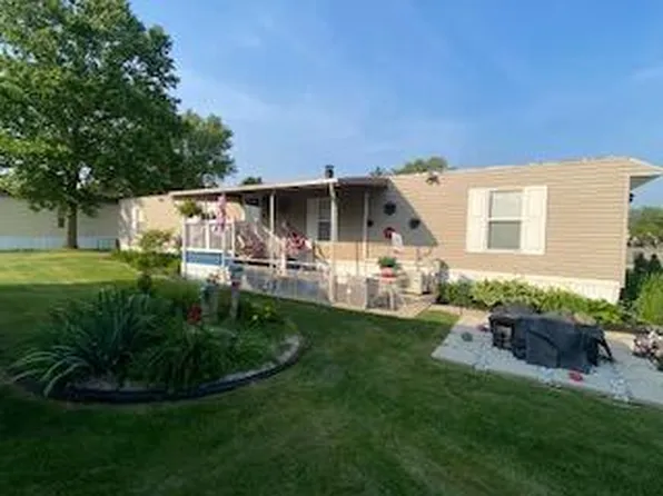 5510 Coopers Hawk Cir, Dublin, OH 43016