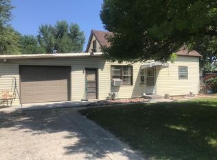 253 E 3rd St, Lovell, WY 82431