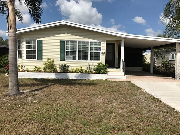 2nd image of 26428 Charlotte Dr