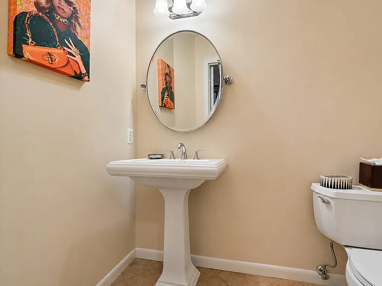 606 Park Pl #606 — Photo 9
