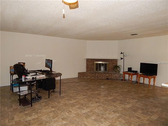 4th image of 7248 Orange Way