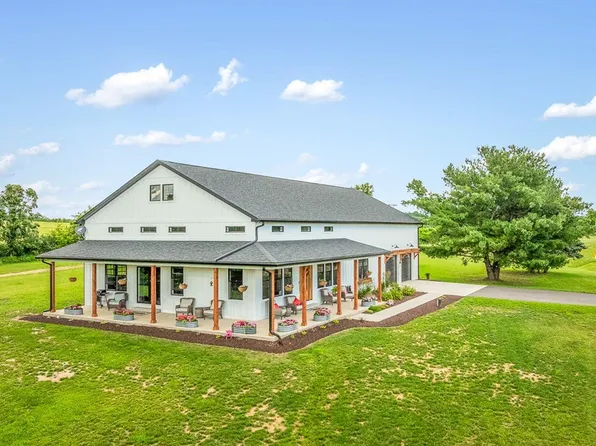 26-1 Lake Carroll Blvd, Lanark, IL 61046