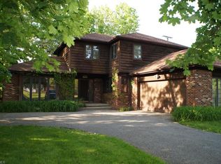 16307 Aldersyde Dr, Shaker Heights, OH 44120