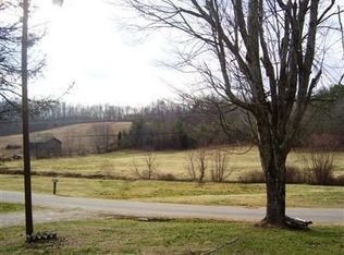 2720 Radford Rd, East Bernstadt, KY 40729