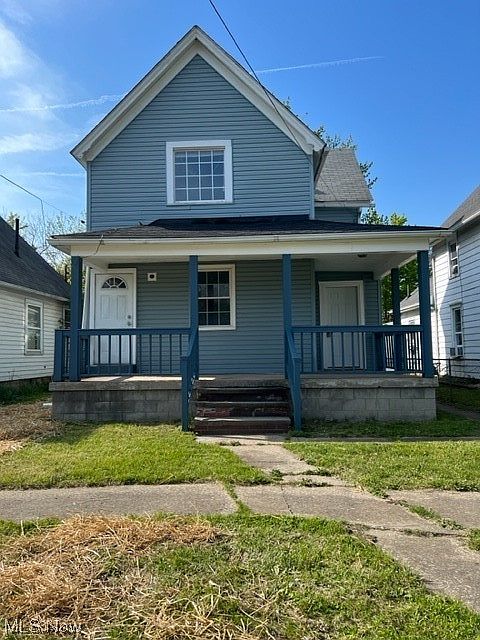 1st image of 802-804 W 10th St