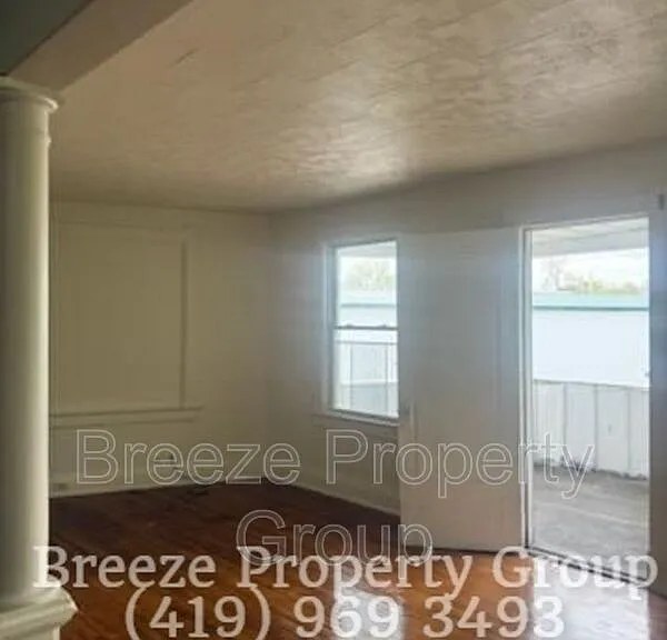 228 Langdon St — Photo 10