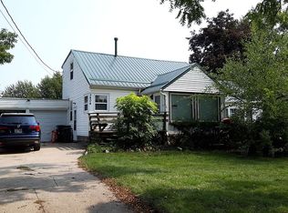 3404 Rownd St, Cedar Falls, IA 50613