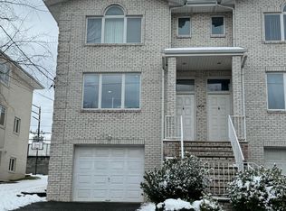 2436 3rd St #A, Fort Lee, NJ 07024