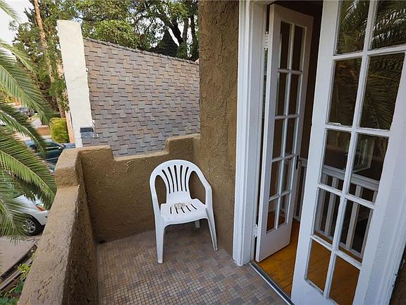 2nd image of 1324 N Formosa Ave