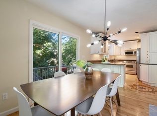 110 Coolidge Hill Rd APT 8, Watertown, MA 02472