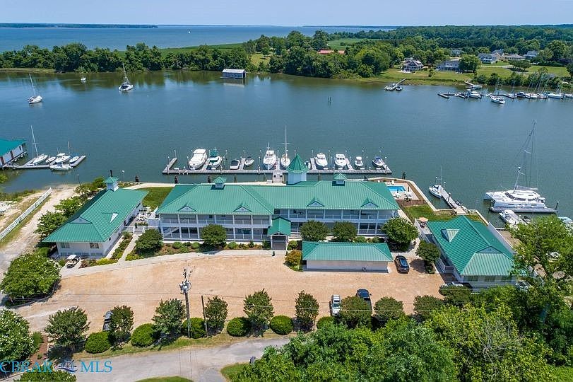 1st image of 26 Oyster Rd #23