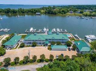 26 Oyster Rd #23, Urbanna, VA 23175