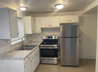 14619 Karlov Ave APT Gw, Midlothian, IL 60445