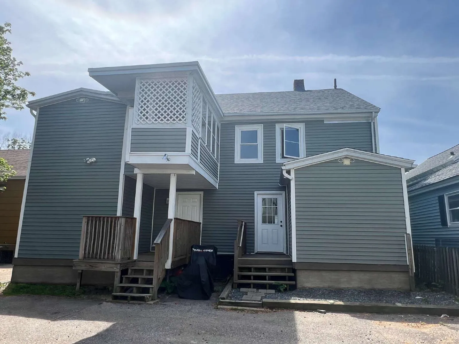 4 bed, $2,800 — Photo 2