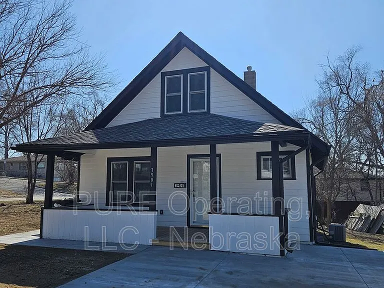 3901 Curtis Ave — Photo 28